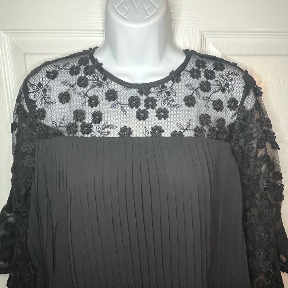 Modcloth Dauntless Dahlias Tiered Mini
Dress Pleated Cocktail Black 8 NWT - Picture 9 of 13